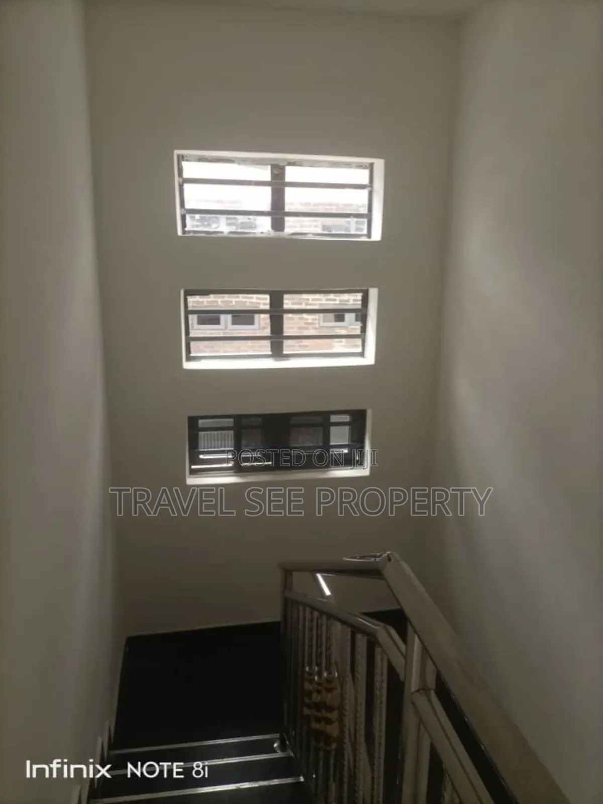 Furnished 3bdrm Mansion in Beechwood Estate, Bogije for rent