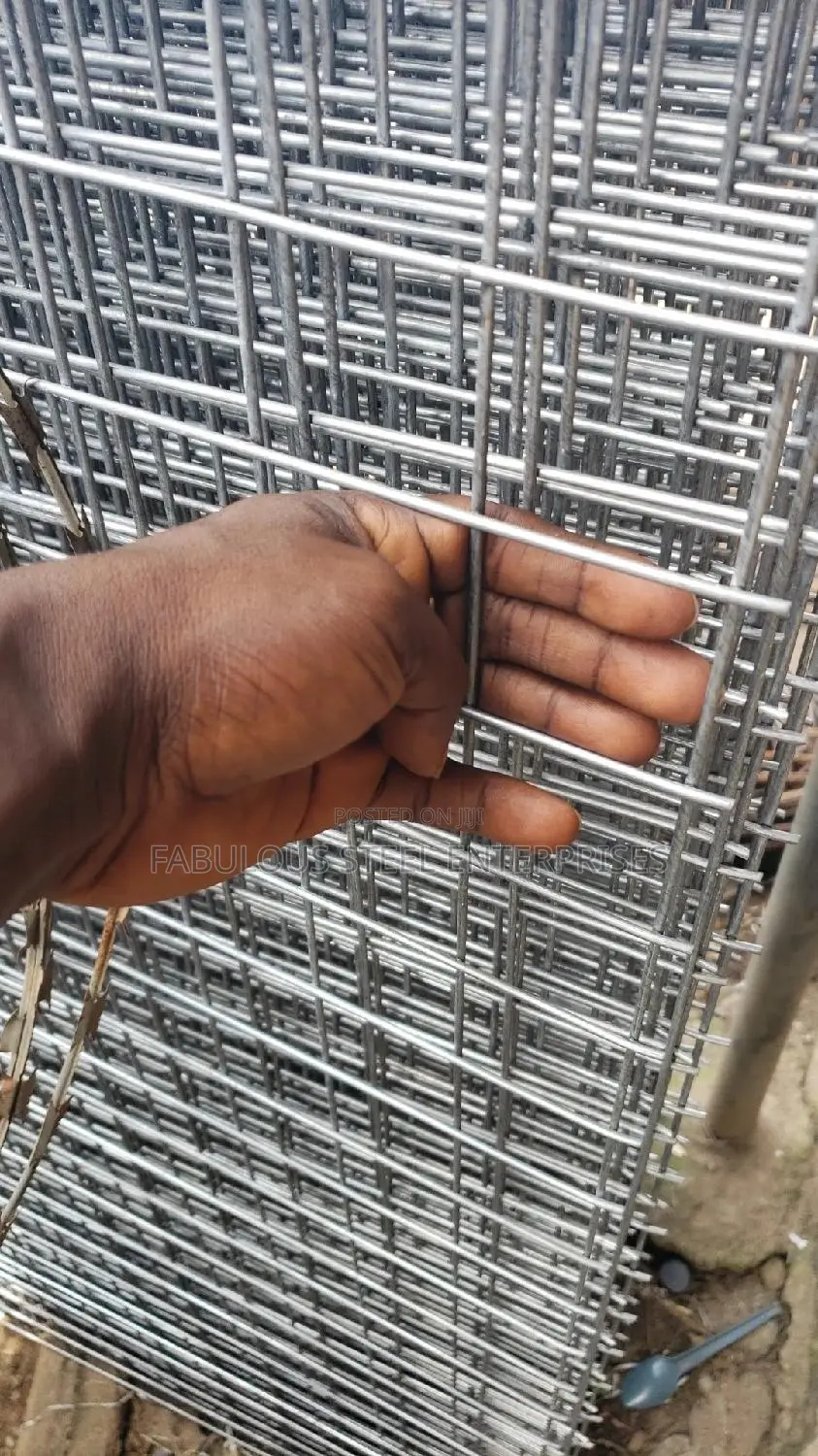 50 X 50 X 4mm Thickness Wire Mesh