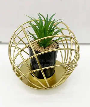 Beautiful Table Flower/Pop Deco.
