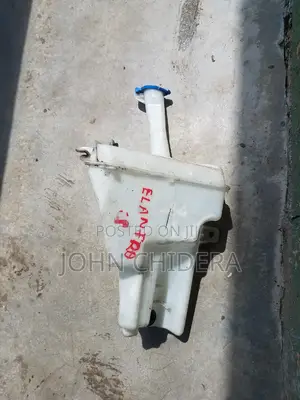 Water Reservoir Tank for Hyundai Elantra 2012