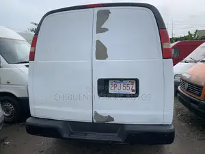 Chevrolet Chevy 2008 White