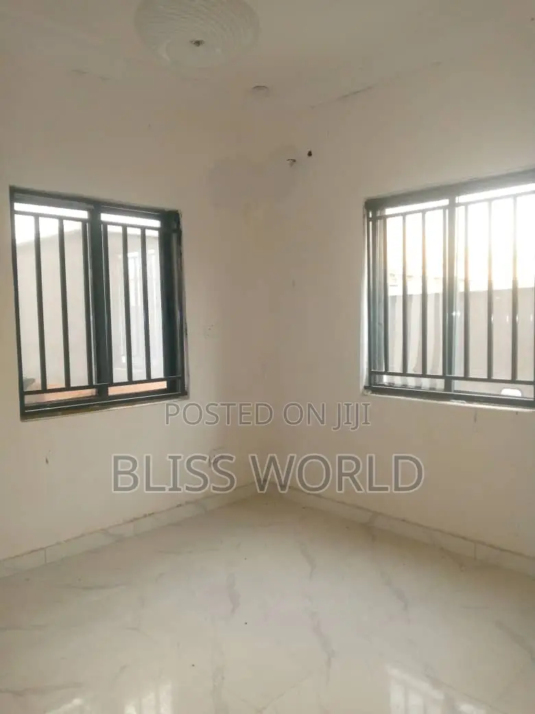 3bdrm Block of Flats in Mabuchi, Mabushi for sale