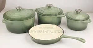Heavy Cast Iron Pot Comes With Colour Box