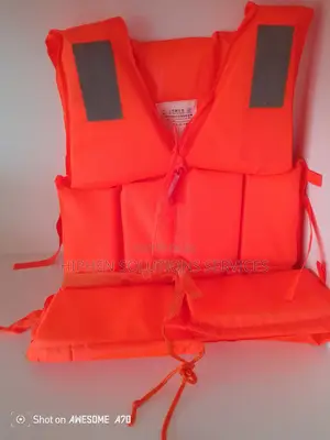 Lifejacket With Emergency Water