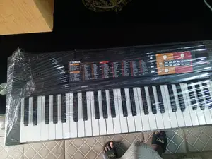 Yamaha Keyboard PSR F51