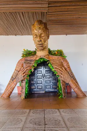 Monumental Art