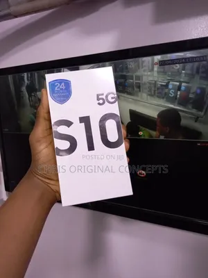 New Samsung Galaxy S10 5G 256 GB White