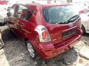Toyota Corolla Rumion Hatchback 1.8 FWD 2007 Red