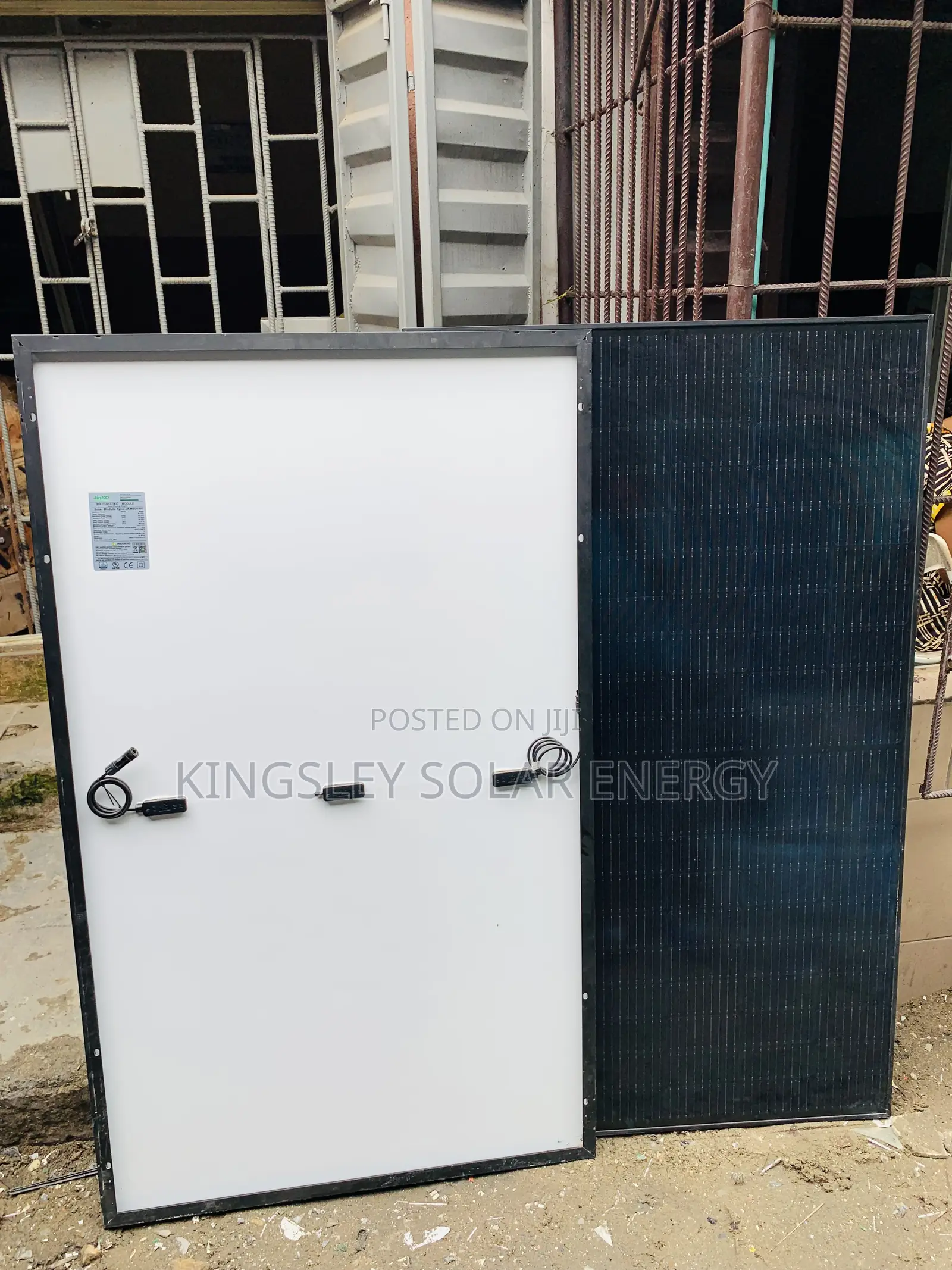 Jinko Solar Panel (Halfcut) 450w