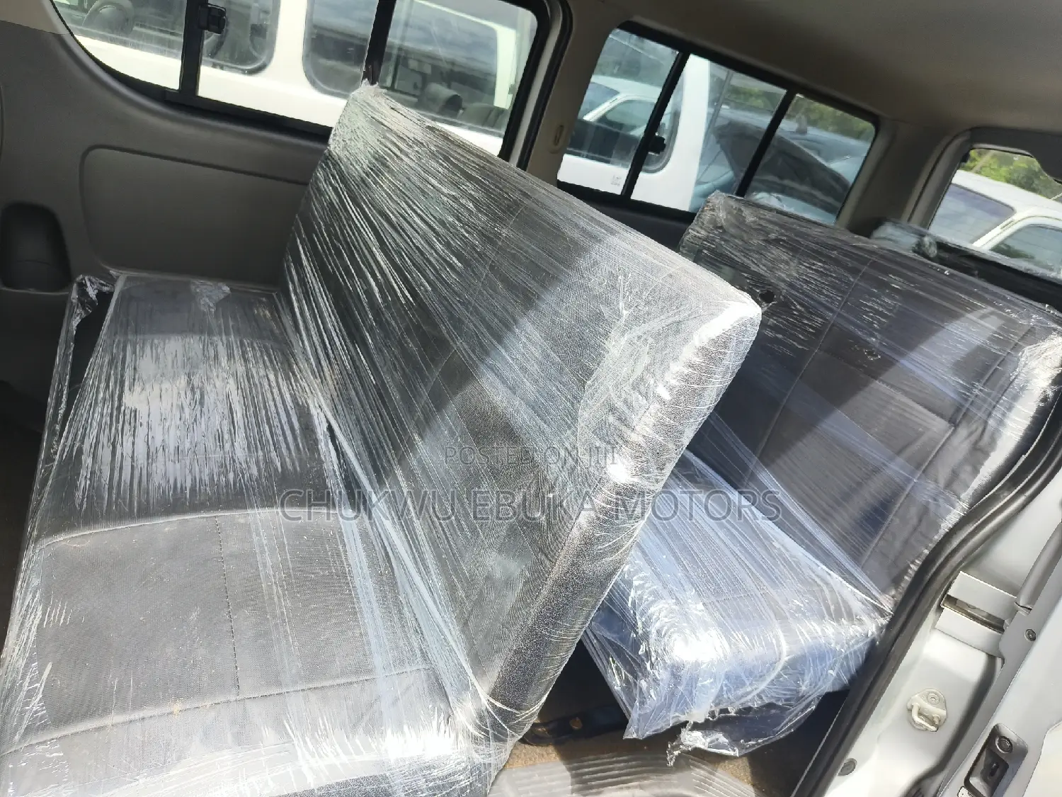 Toyota HiAce 2012 Silver
