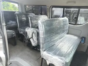 Toyota HiAce 2013 Silver