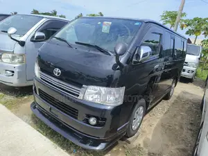 Toyota HiAce 2013 Grey