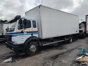 Mercedes Truck 30fit Container
