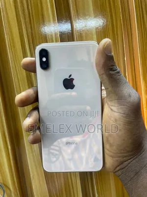 Apple iPhone X 64 GB White