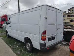 Mercedes-Benz Sprinter 2006 White