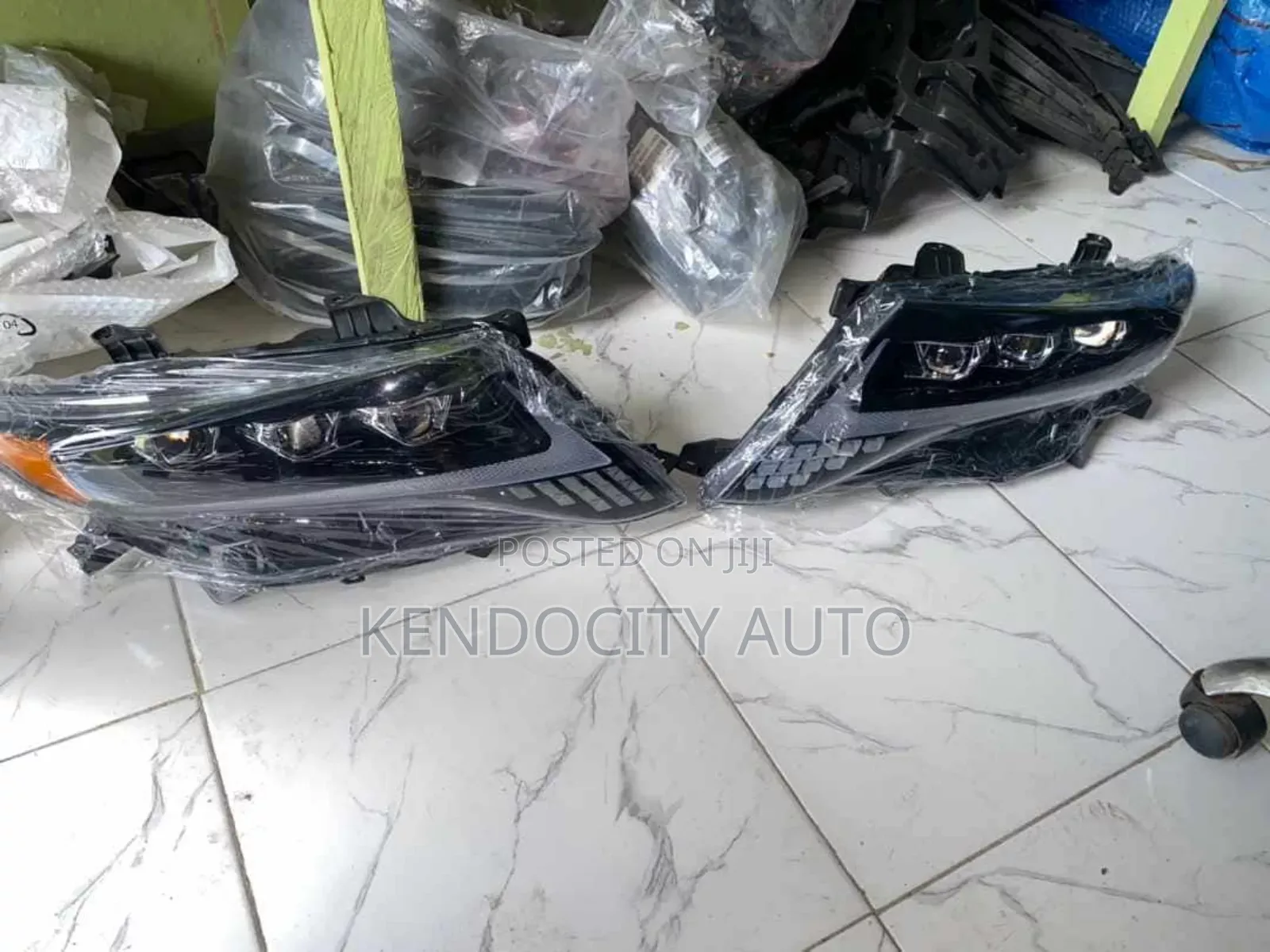 Conversion Headlight Venza Three Touch Set