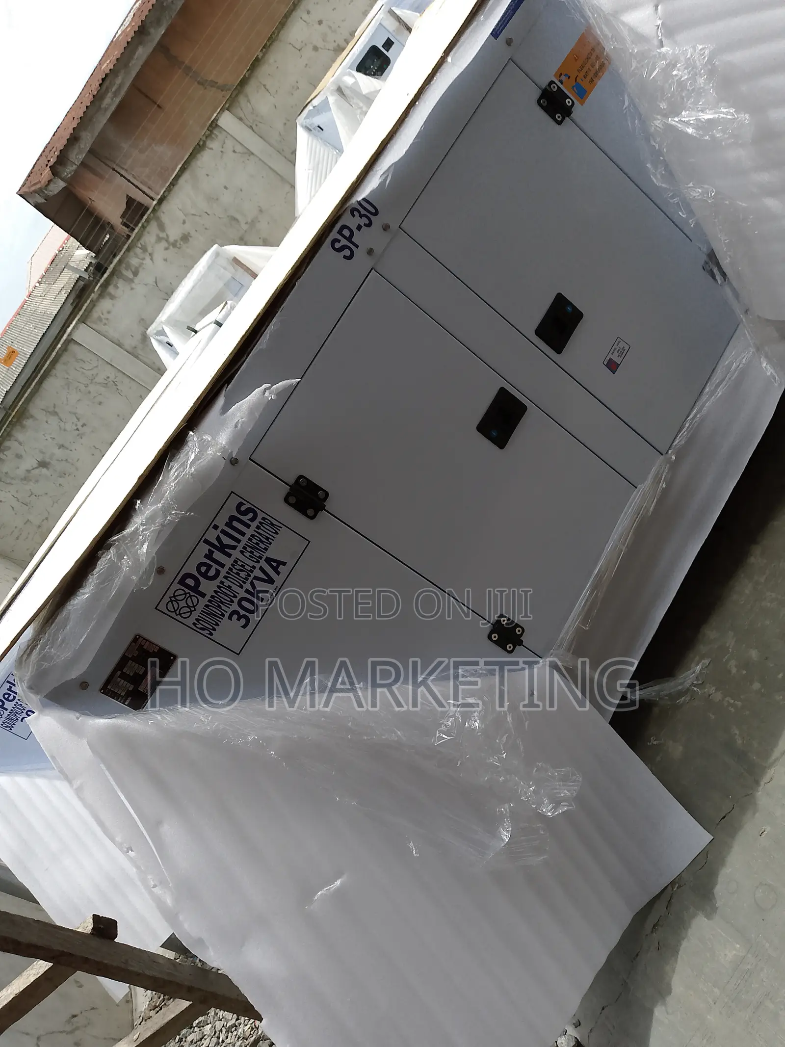 Bestproduced {30kva} Perkins Generator