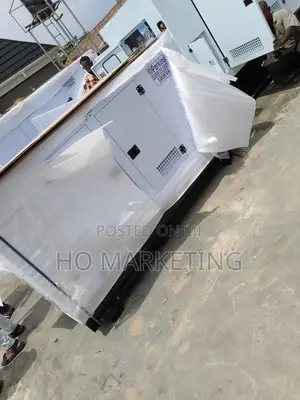 Reliable Soundproof 100kva Perkins Gen