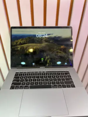 Laptop Apple MacBook Pro 2019 16GB Intel Core i9 SSD 512GB