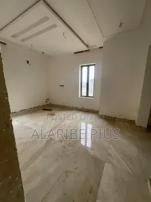 6bdrm Duplex in Guzape for sale
