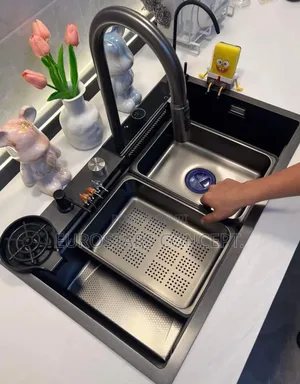 New Model Sink With Mixer An Pressing Control