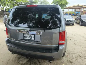 Honda Pilot EX-L 4dr SUV (3.5L 6cyl 5A) 2011 Gray