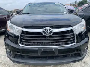 Toyota Highlander XLE 4dr SUV AWD (3.5L 6cyl 6A) 2015 Black