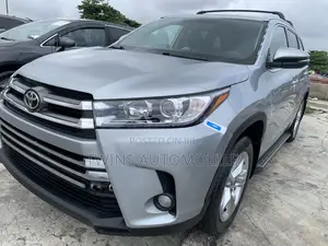 Toyota Highlander Limited V6 4x4 (3.5L 6cyl 6A) 2016 Silver