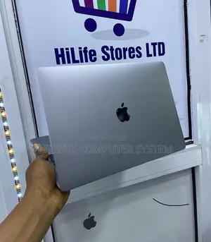 Laptop Apple MacBook Pro 2017 8GB Intel Core I5 SSD 256GB