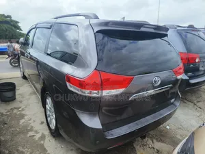 Toyota Sienna Limited 7 Passenger 2012 Gray
