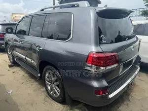 Lexus LX 570 AWD 2015 Gray