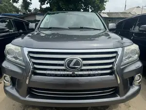 Lexus LX 570 AWD 2014 Gray
