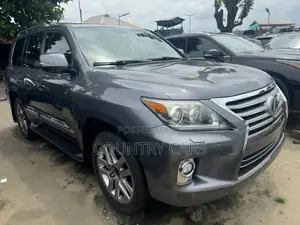 Lexus LX 570 AWD 2014 Gray