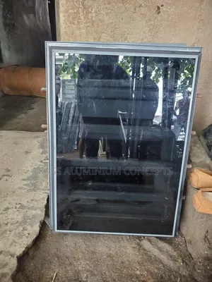 Frameless Window