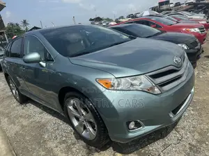 Toyota Venza V6 AWD 2011 Green