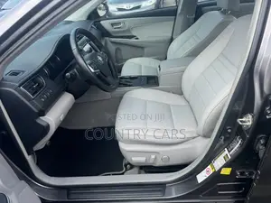 Toyota Camry 2016 Gray