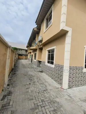 3bdrm Duplex in Sangotedo Ajah for rent