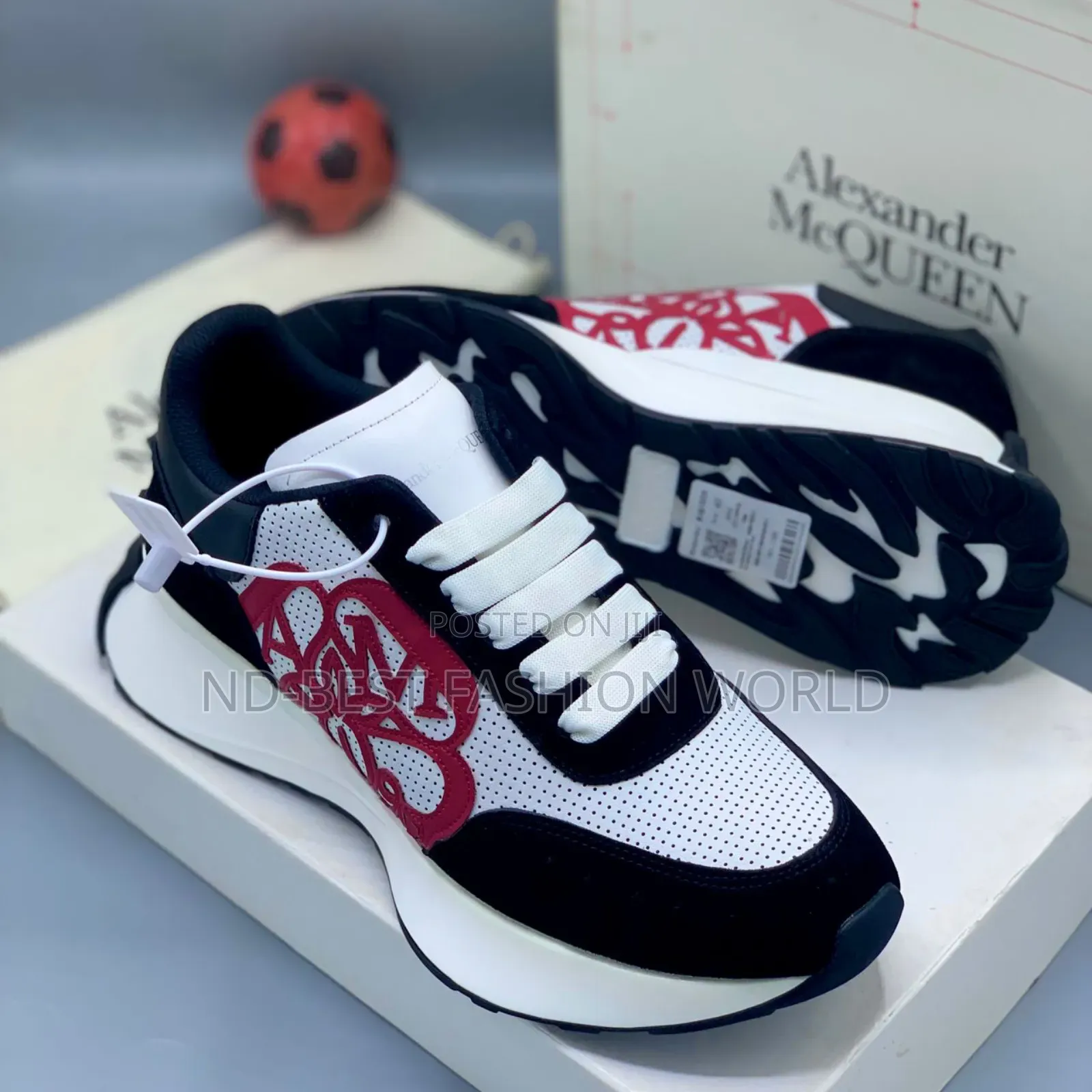 Pure Quality Sneakers