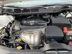 Toyota Venza AWD 2010 White