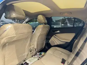 Mercedes-Benz GLA 250 2016 Blue