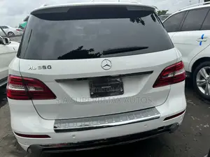 Mercedes-Benz M Class 2014 White