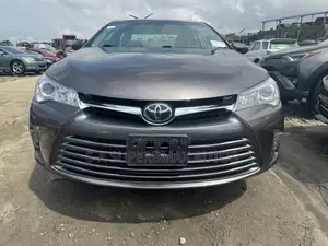 Toyota Camry 2016 Gray