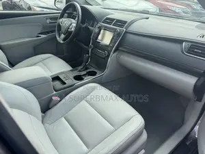 Toyota Camry 2016 Gray