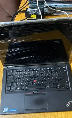 Laptop Lenovo ThinkPad Yoga 8GB Intel Core I5 SSD 256GB