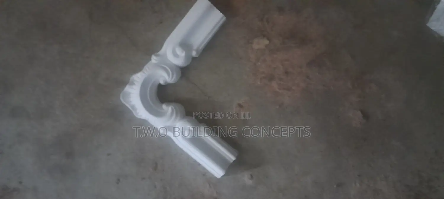P.O.P Cornice