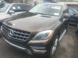 Mercedes-Benz M Class 2014 Brown