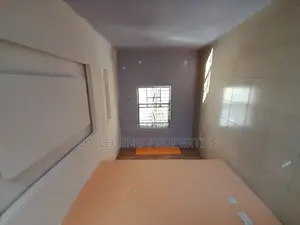 2bdrm Block of Flats in Port-Harcourt for rent