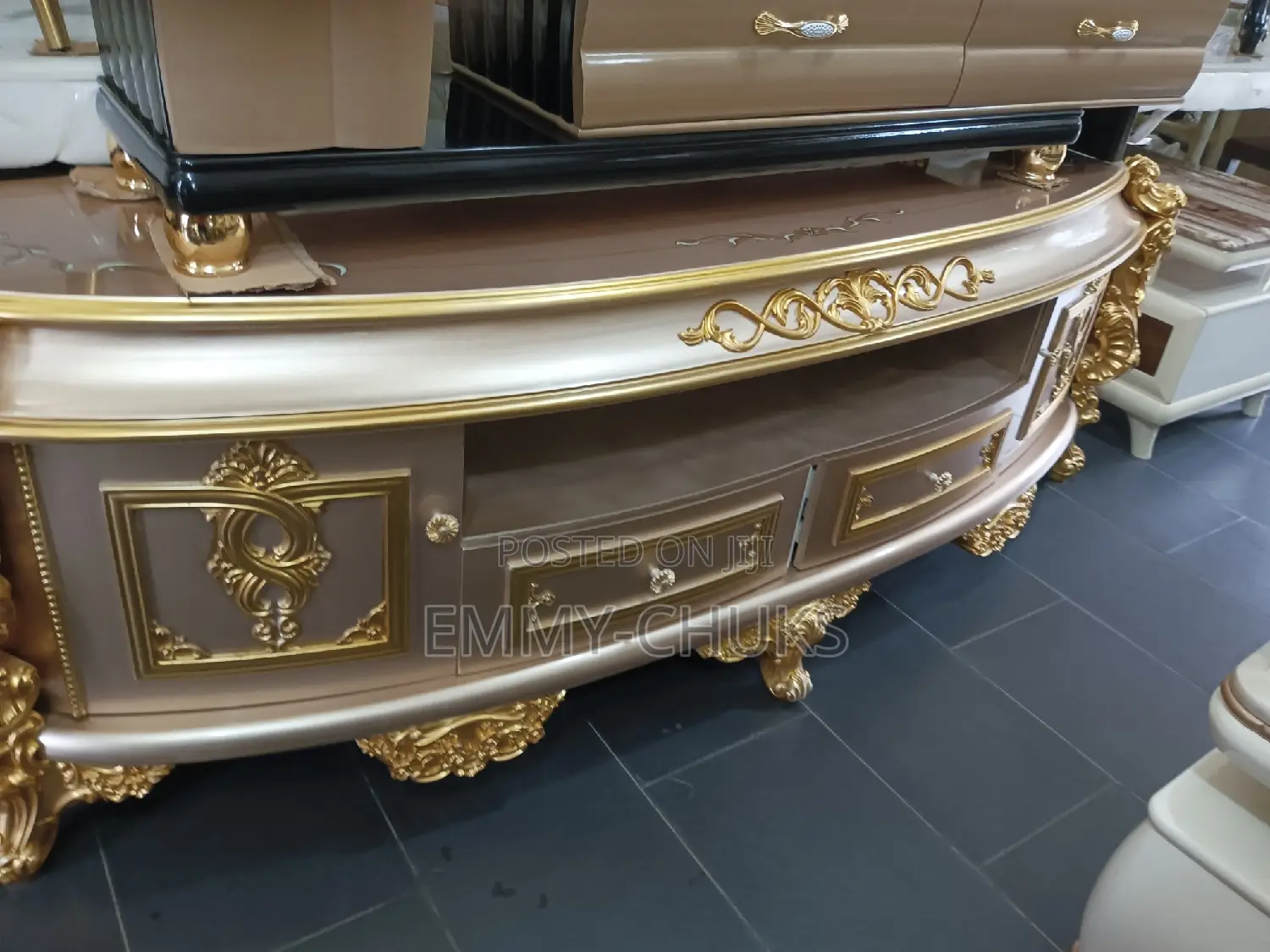 Quality TV Stand Tables With Drawer