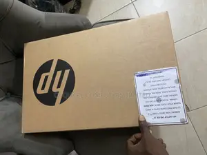 New Laptop HP 240 G8 8GB Intel Core I5 SSD 512GB