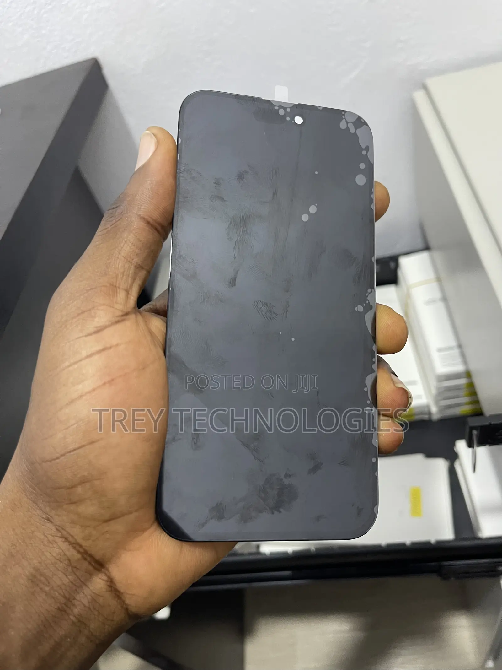 iPhone 14promax Screen With Good Display (Free Installation)